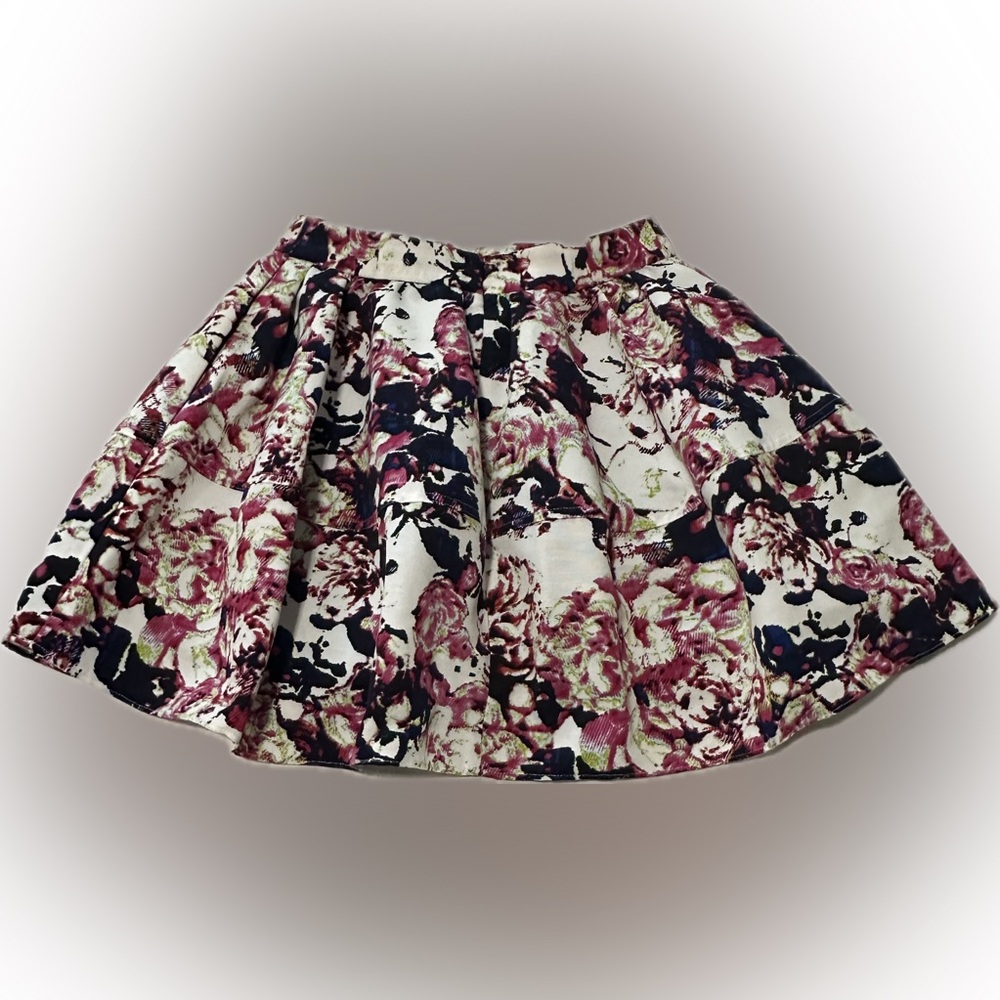 Express A-Line Pleated Floral Skirt-Size 4 - Picture 2 of 8